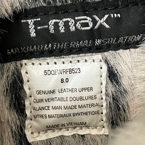 Cozy Black tall Winter Boots with faux fur and leather outer trim - Picture 2 of 16